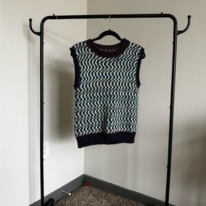 Hand knit Black and Teal Patterned Sweater Vest US W Xs-S